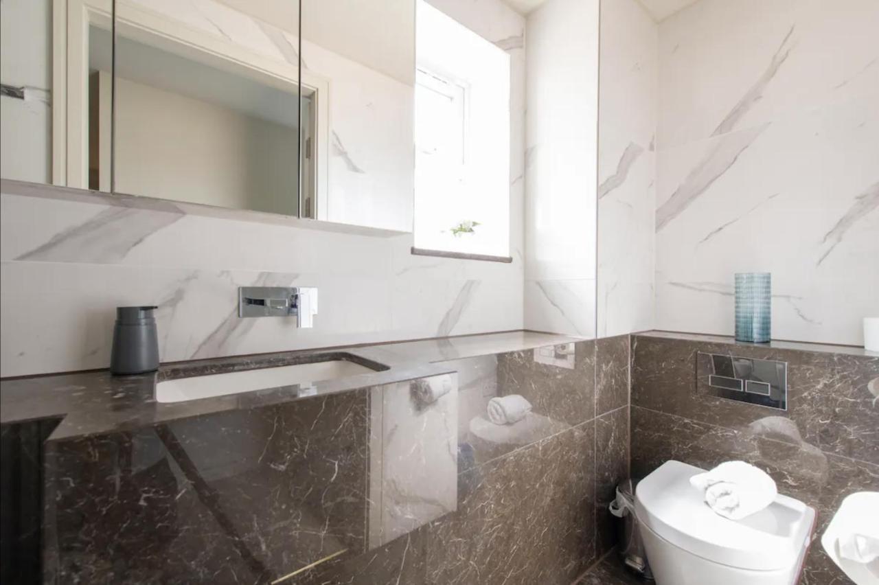 Апартаменты 2Bd, 2Ba Urban Oasis Chcl F4 Чигуэлл Экстерьер фото