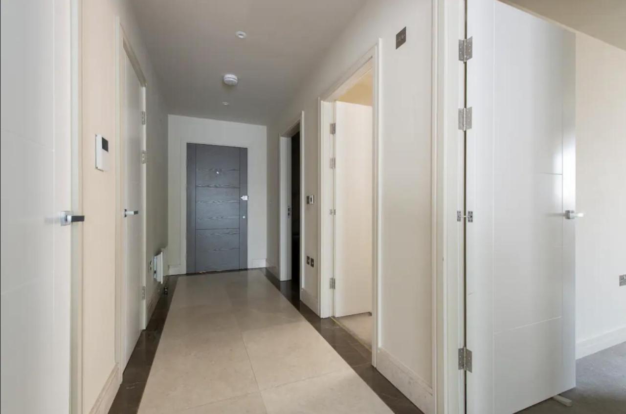 Апартаменты 2Bd, 2Ba Urban Oasis Chcl F4 Чигуэлл Экстерьер фото